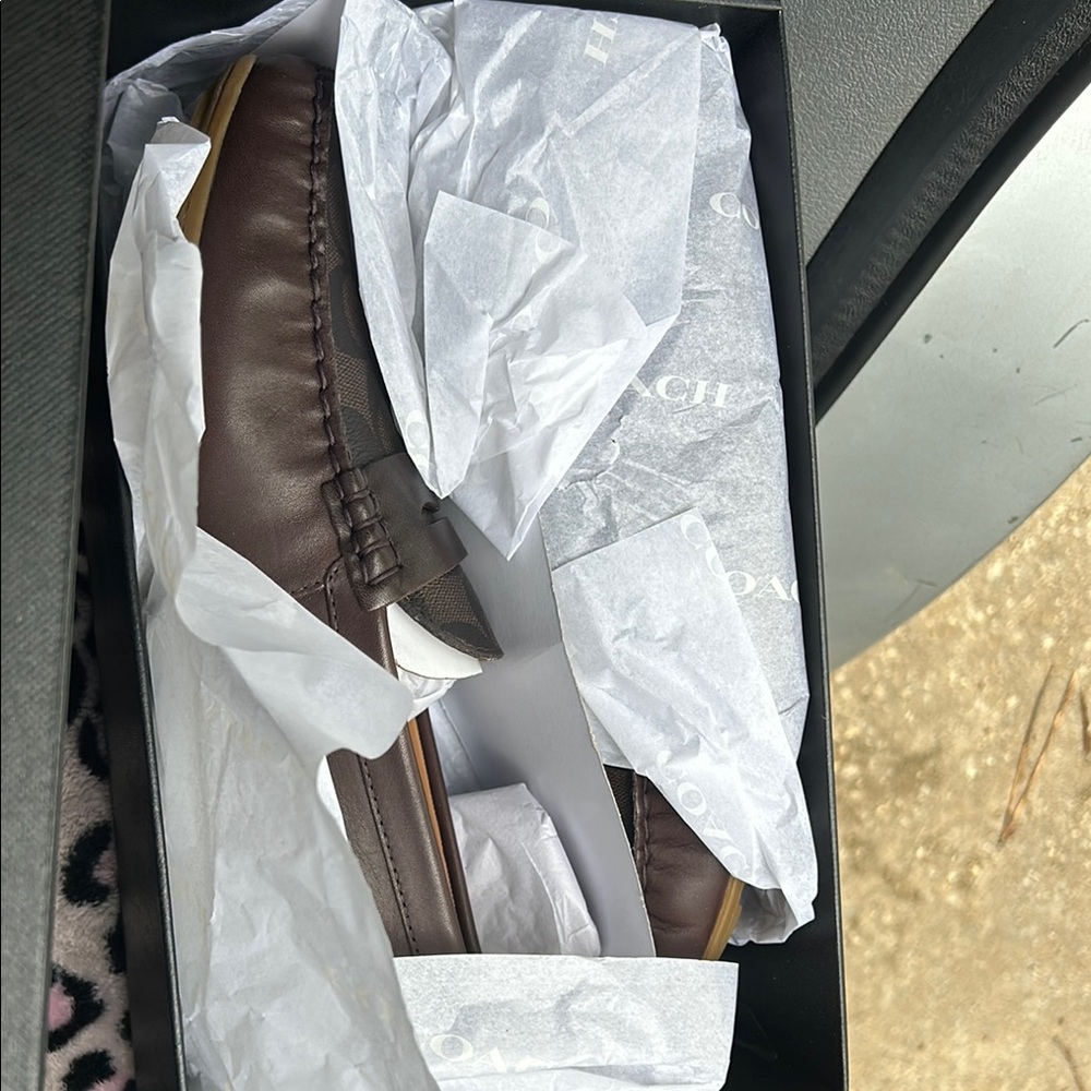 Coach Black Box - Picture 2 of 4
